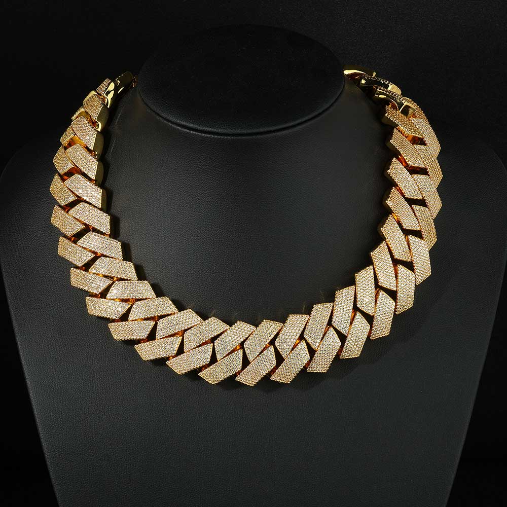 Nuoya Buzlu Görünümlü 26mm 6 S - Cuban Link Chain 12Mm incelemesi ve fiyatı